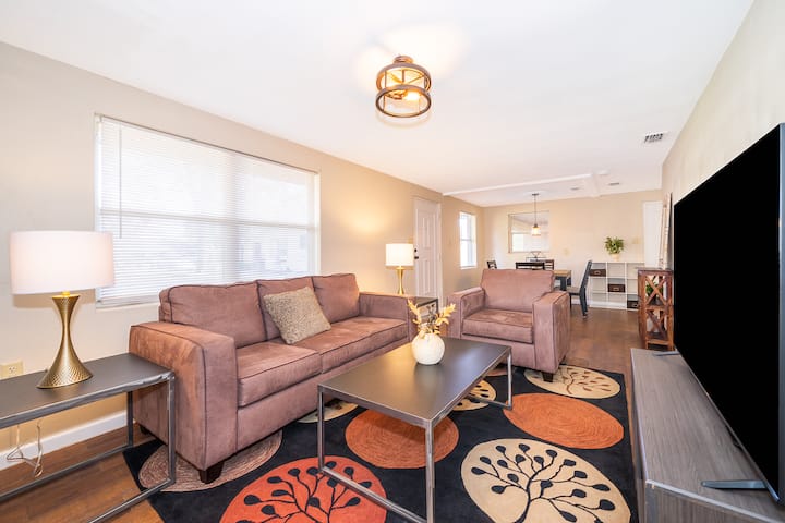 Comfort Living Near Lrmc, Medical Row - Lakeland, FL