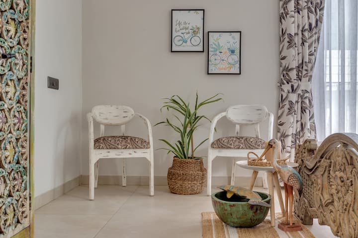 Living room image 1