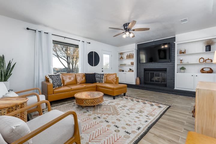 2 Clean And Updated Homes For Large Families - Oklahoma City, OK