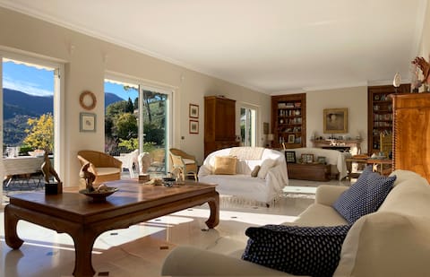 Top performing Airbnb: The House of Isabella Citra 010054-LT-0748 in Santa Margherita Ligure