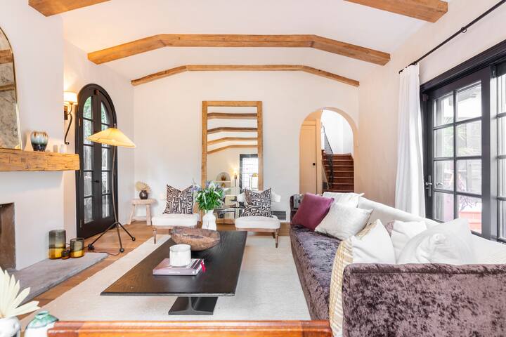 Spanish Hollywood Glam gallery image 3