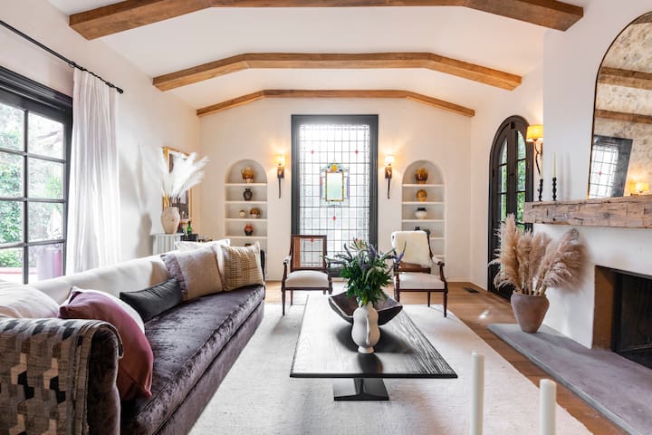 Spanish Hollywood Glam