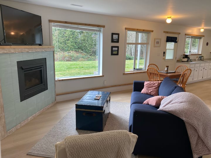 Gibsons Vacation Rentals & Homes British Columbia, Canada Airbnb