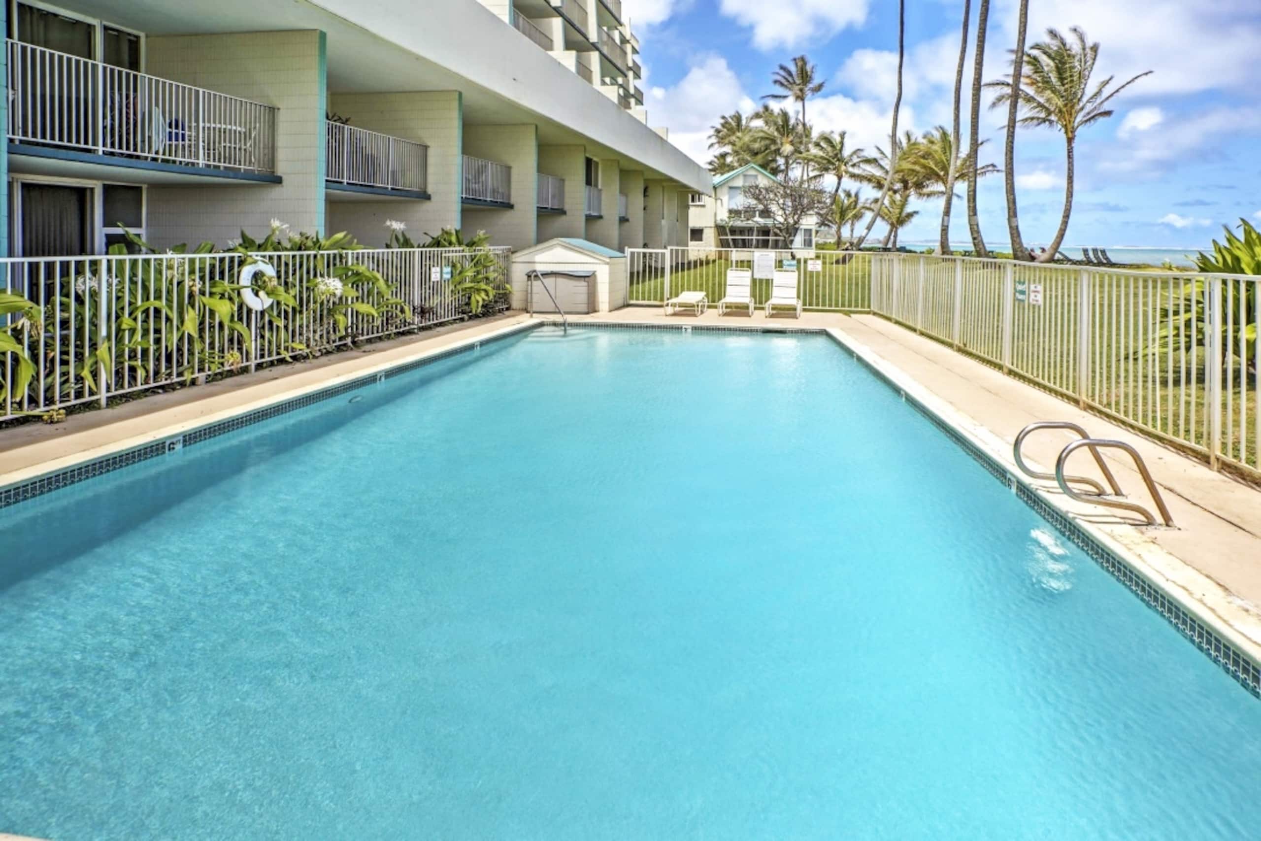 Amazing Beachfront Family Condo - Photo 27