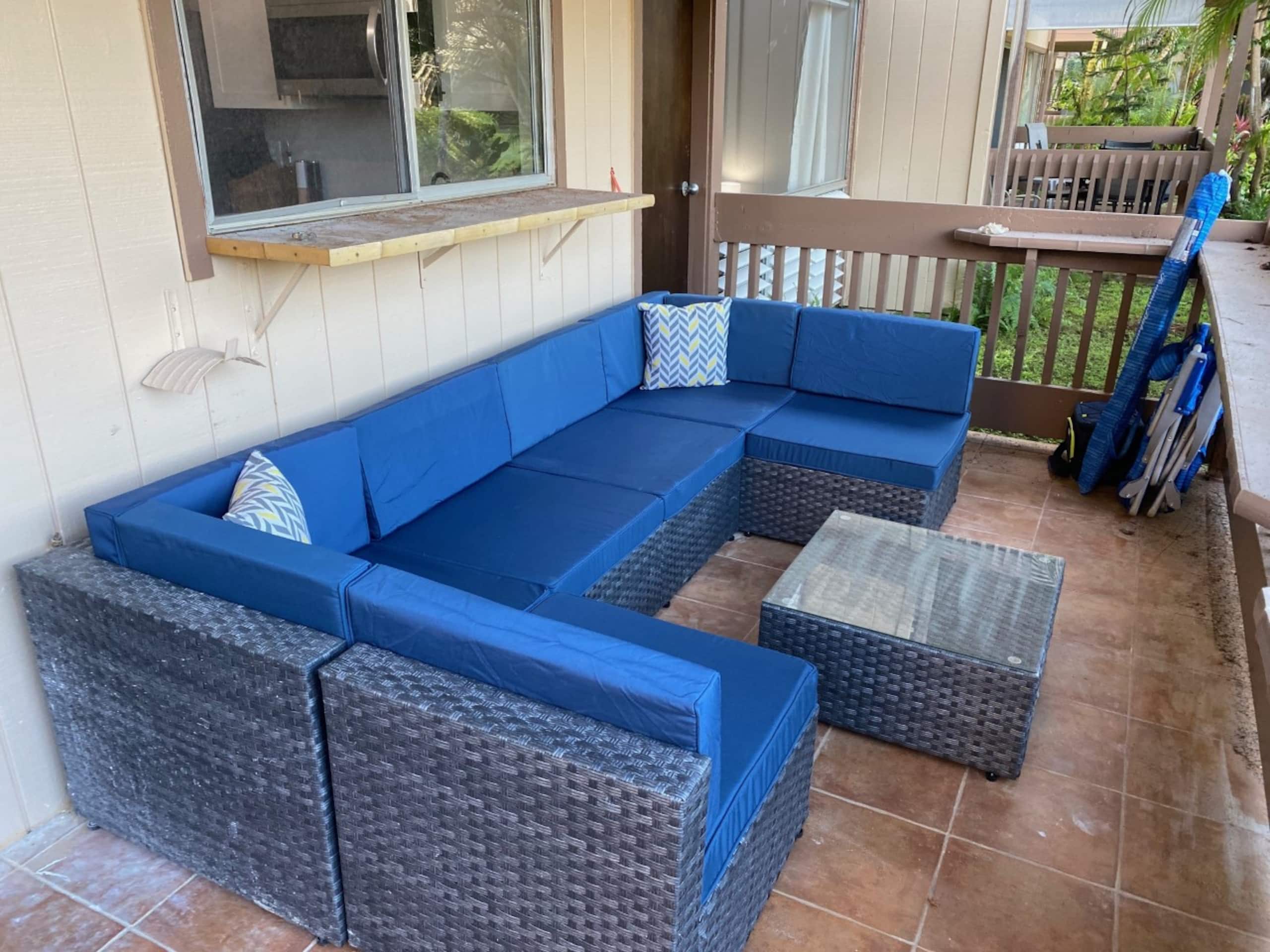 Newly Renovated Condo with Pool! - Image 11