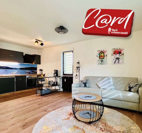 Leistungsstarkes Airbnb: Niki Vacation Rental + High Black Forest Card in Titisee Neustadt