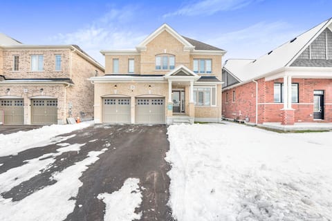 Home near Toronto Short term and long term stays