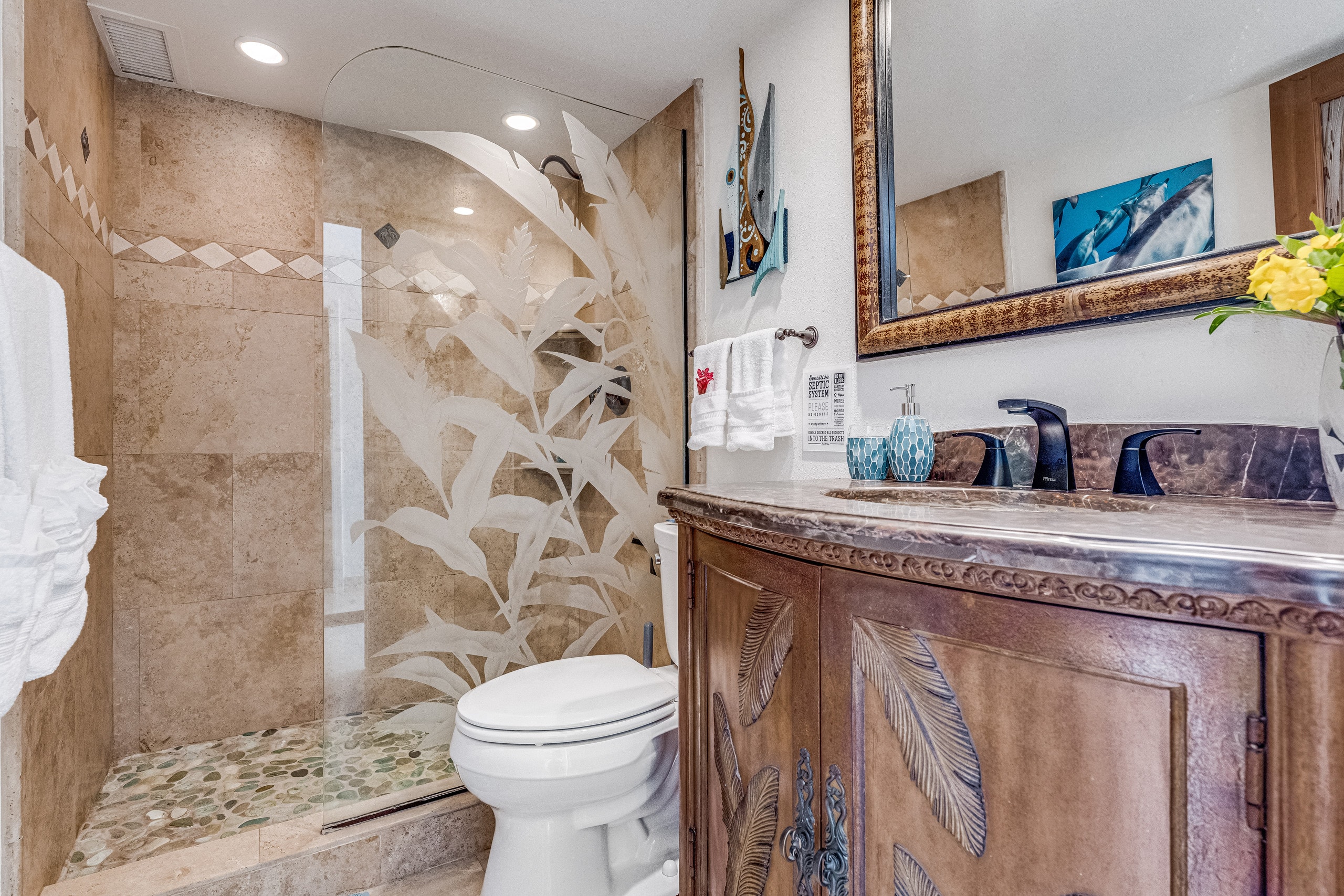 Condo in Wailuku · ★4.96 · 1 bedroom · 1 bed · 1 bath - Image 9