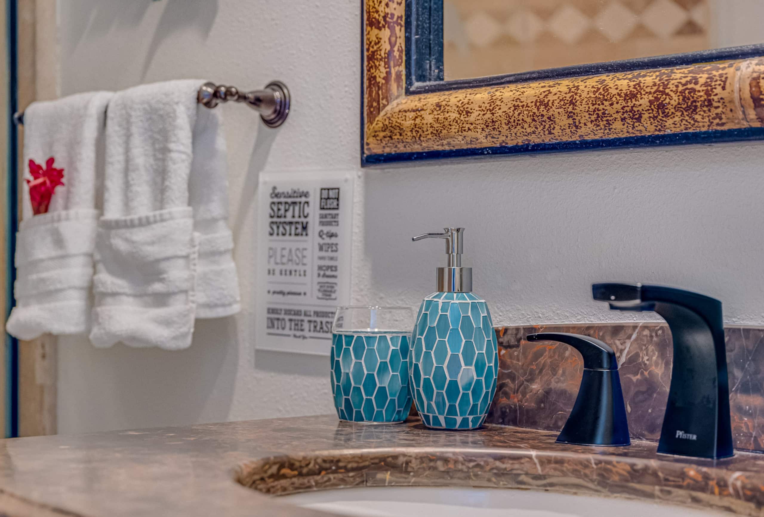 Condo in Wailuku · ★4.96 · 1 bedroom · 1 bed · 1 bath - Image 22