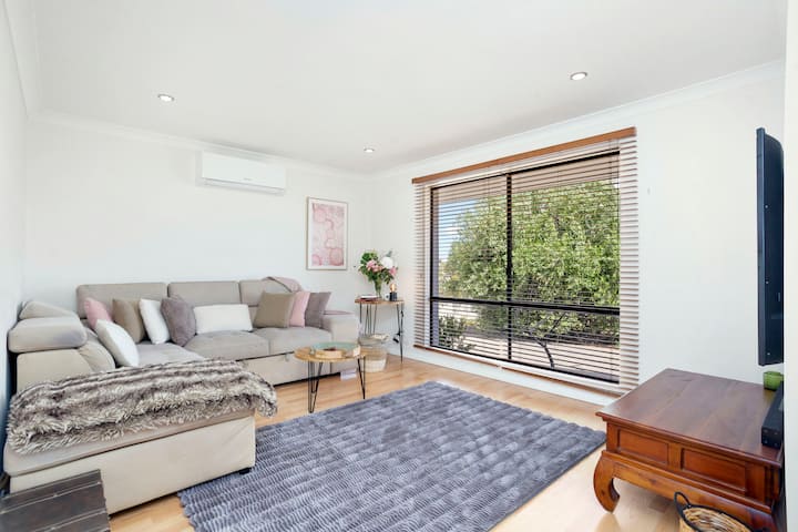 Incredible Family Home In The Heart Of Beldon! - Joondalup