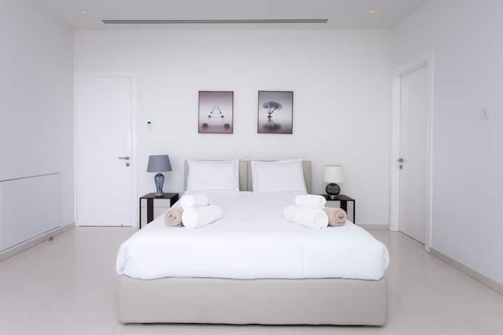 الصور مخصصة لأغراض التسويق.  يجب الإبلاغ عن أي طلب ترتيب سرير محدد مسبقًا لإعداد العقار وفقًا لذلك. 