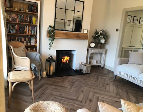 One  bedroom apartment in central location