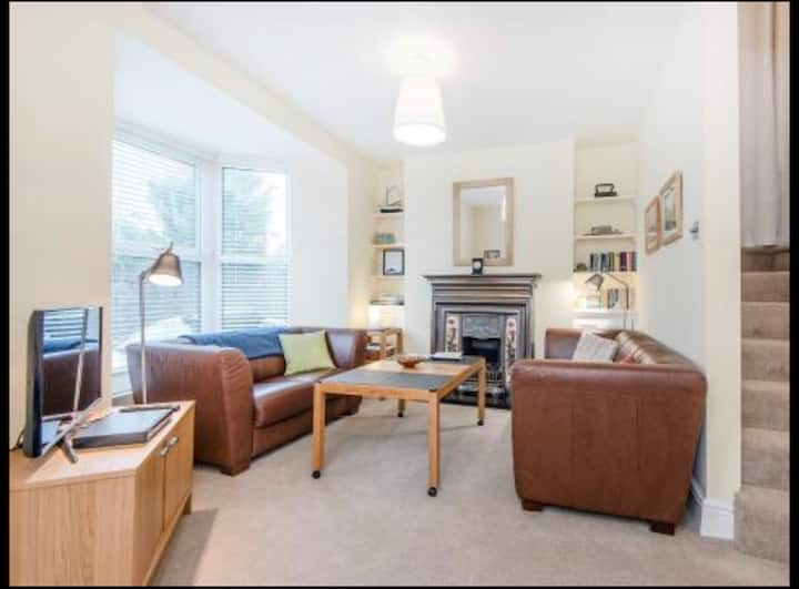 Cobden House, Brixham Houses for Rent in Torbay, England, United