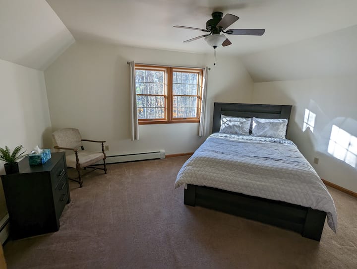 ห้องนอน #3 - ควีนไซส์ - ชั้น 2