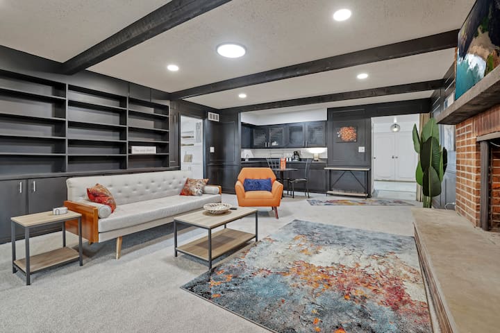 Spacious, Modern, Healing Home