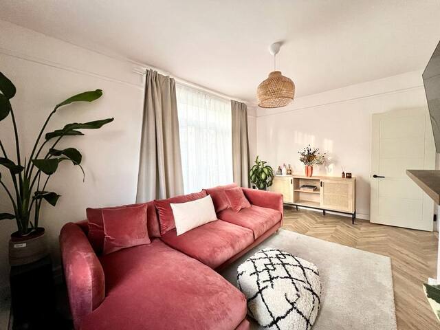 2 bed Apartment Sleeps 4 Shoreditch Zone 1 London
