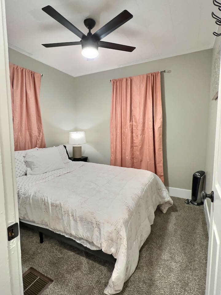 Slaapkamer 1 op de begane grond