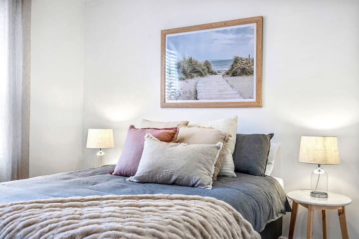 セカンドベッドルーム