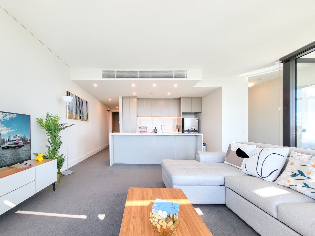 Image showcasing Stunning Views & Fully Air Conditioned Home - Apartments for Rent in ...