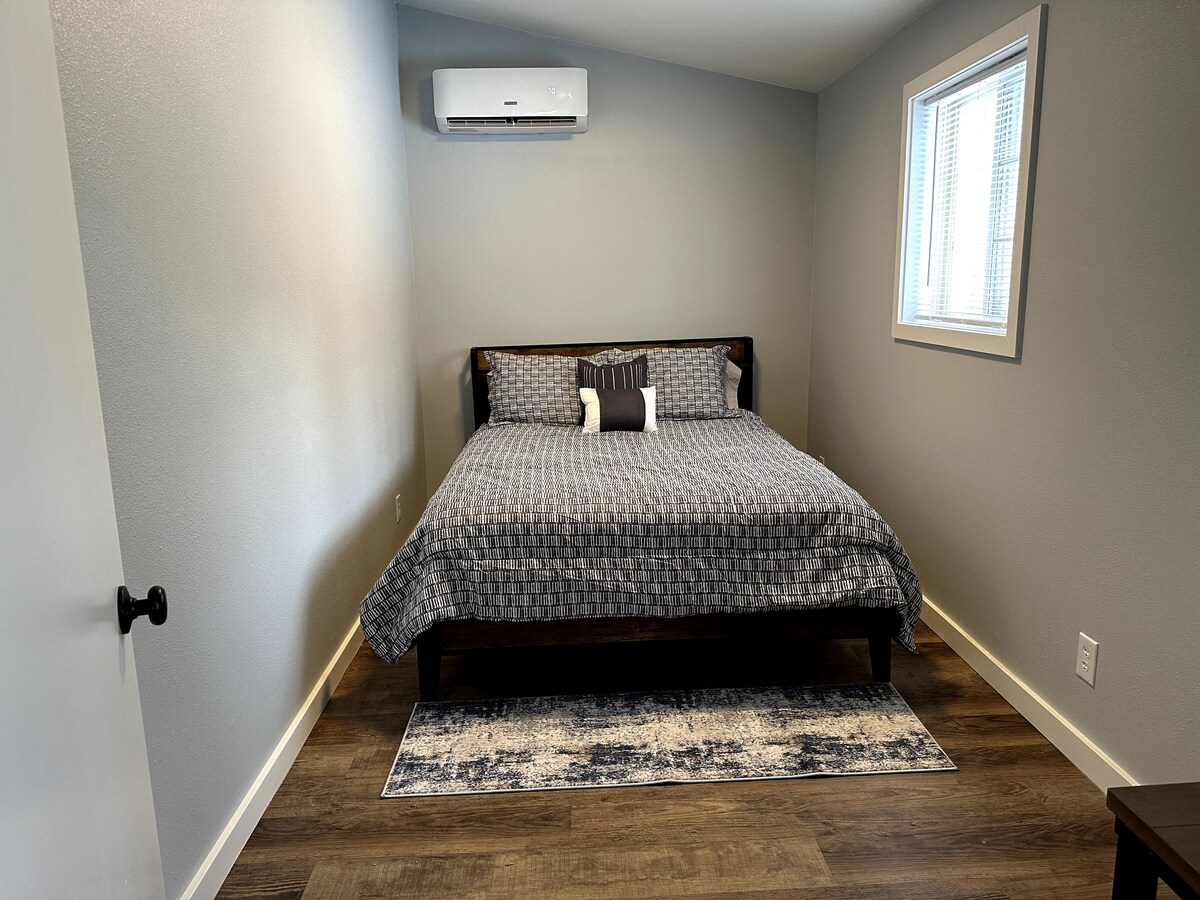 საძინებელი 1