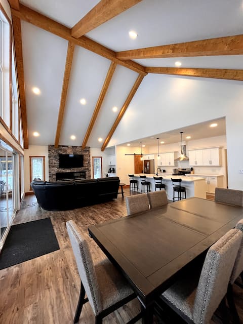 The WhiskyJack at Valemount