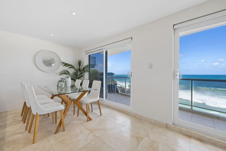 #Gobsmacking Views with Direct Beach Access 1