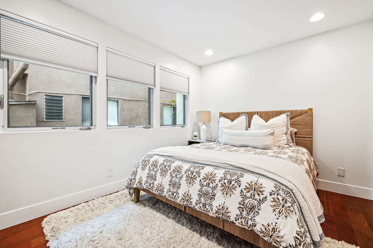 Queen guest bedroom