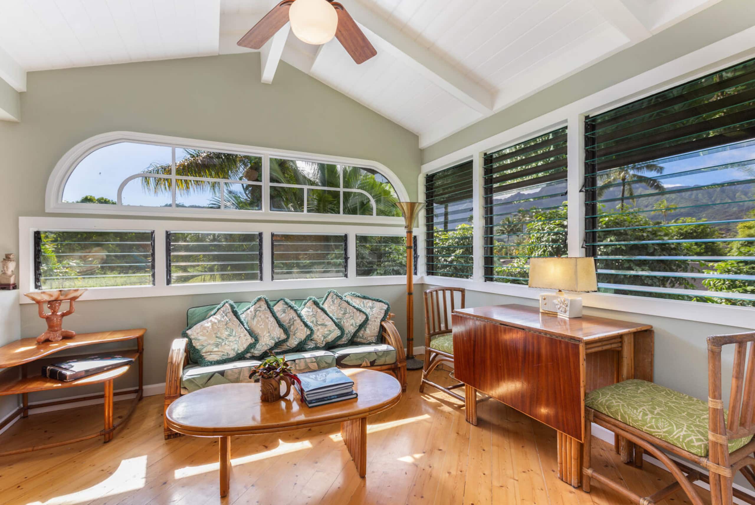 Home in Hanalei · ★4.96 · 5 bedrooms · 6 beds · 4 baths - Image 9