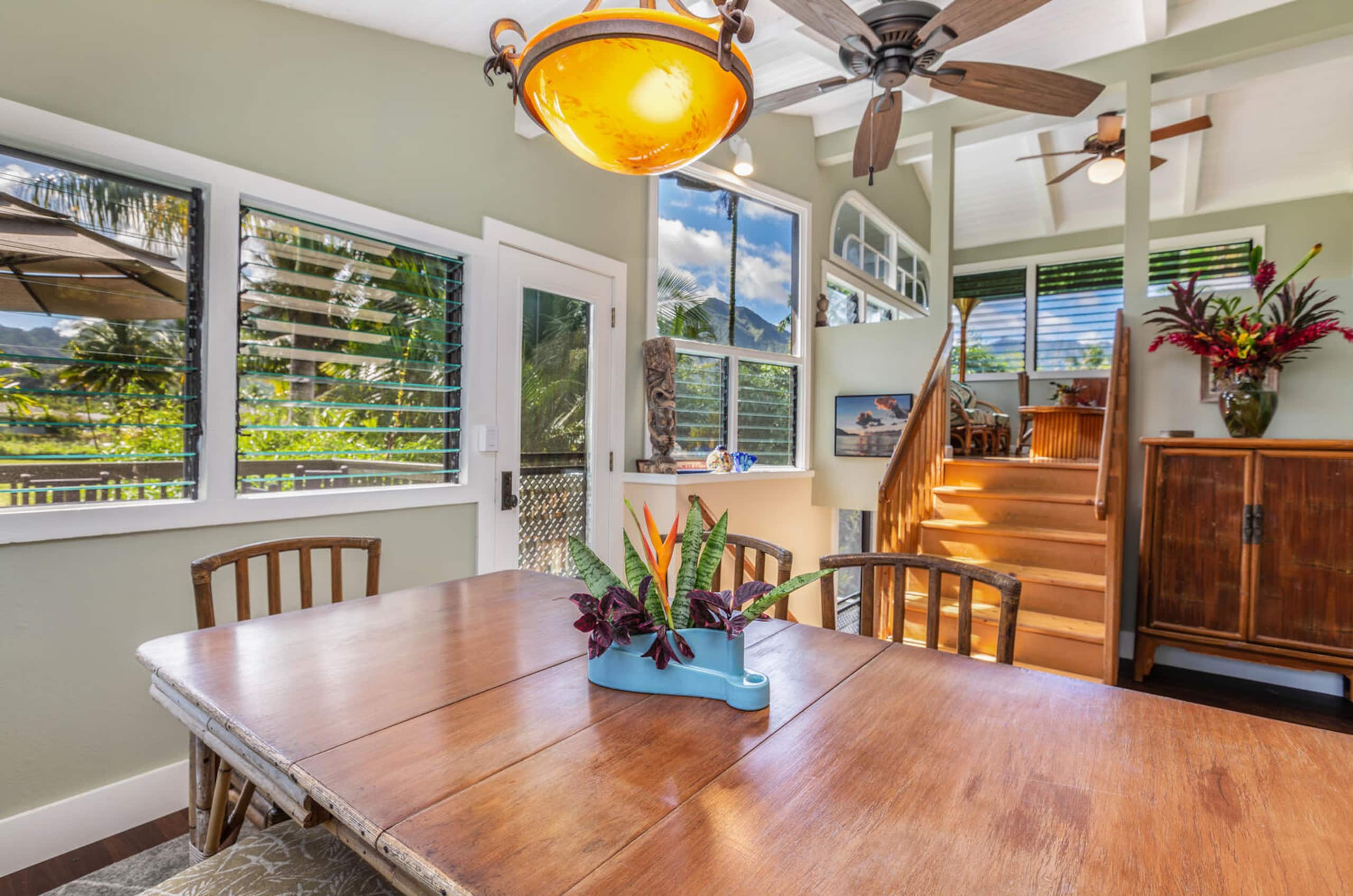 Home in Hanalei · ★4.96 · 5 bedrooms · 6 beds · 4 baths - Image 8