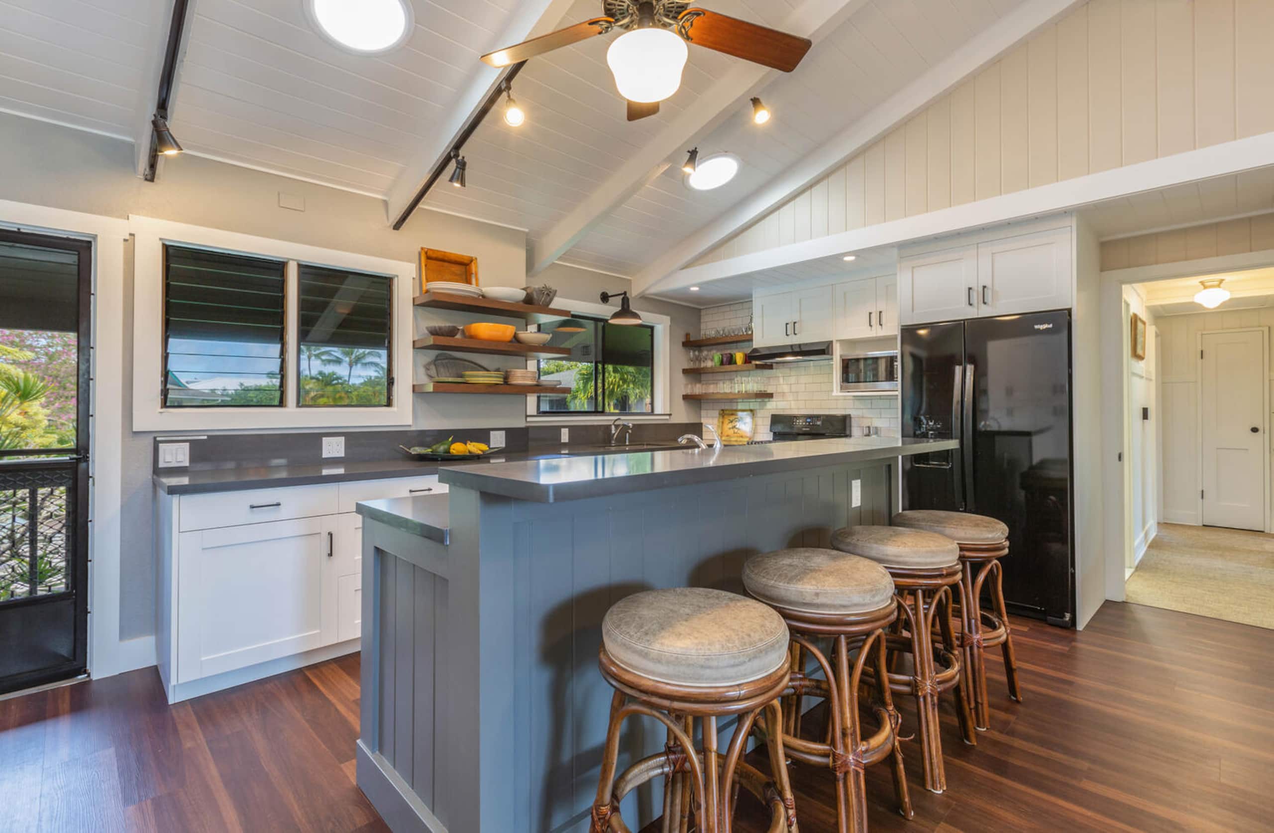 Home in Hanalei · ★4.96 · 5 bedrooms · 6 beds · 4 baths - Image 3