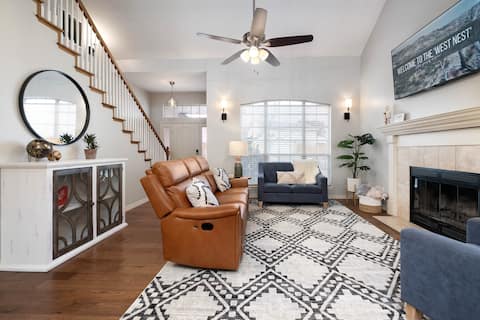 Popular Airbnb listing: The West Nest 2 -Game Room, Families, 2 Kings Beds in Canyon