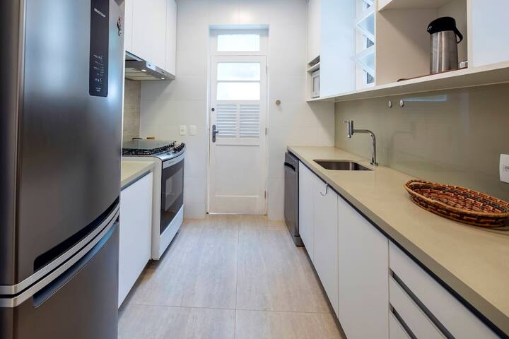 3 Quartos Copacabana R4U58 gallery image 3