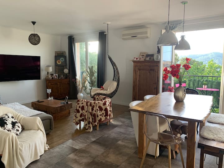 Maison Cosy, Centre Village, 20 Min De La Mer - Pierrefeu-du-Var