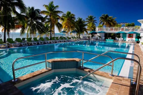 Marathon Key Colony Beach with Cabana Club passes
