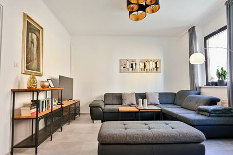 Erfolgreiche Airbnb-Immobilie: Stylish, spacious apartment in Essen-Kupferdreh in Essen