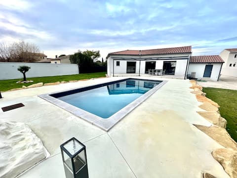 New house with private pool