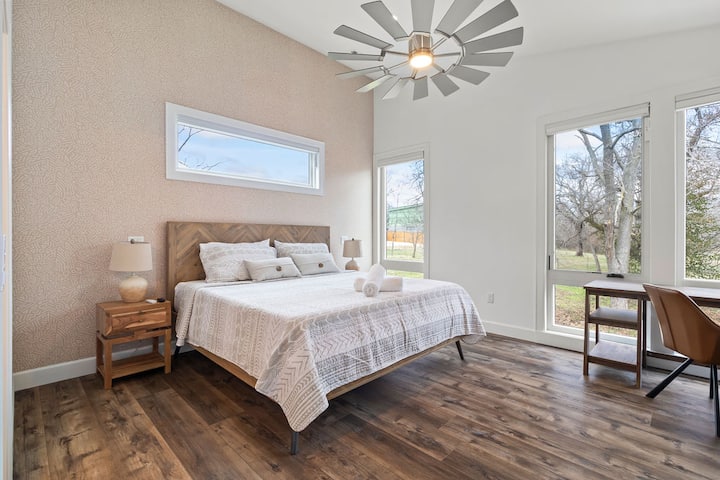 Likizo yako kuu: chumba cha kulala, bafu na sehemu ya kufanyia kazi katika sehemu moja!