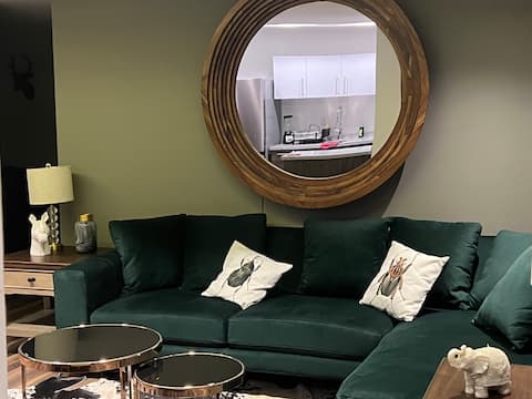 Popular Airbnb listing: A beautiful apartment in Quintas Del Marqués