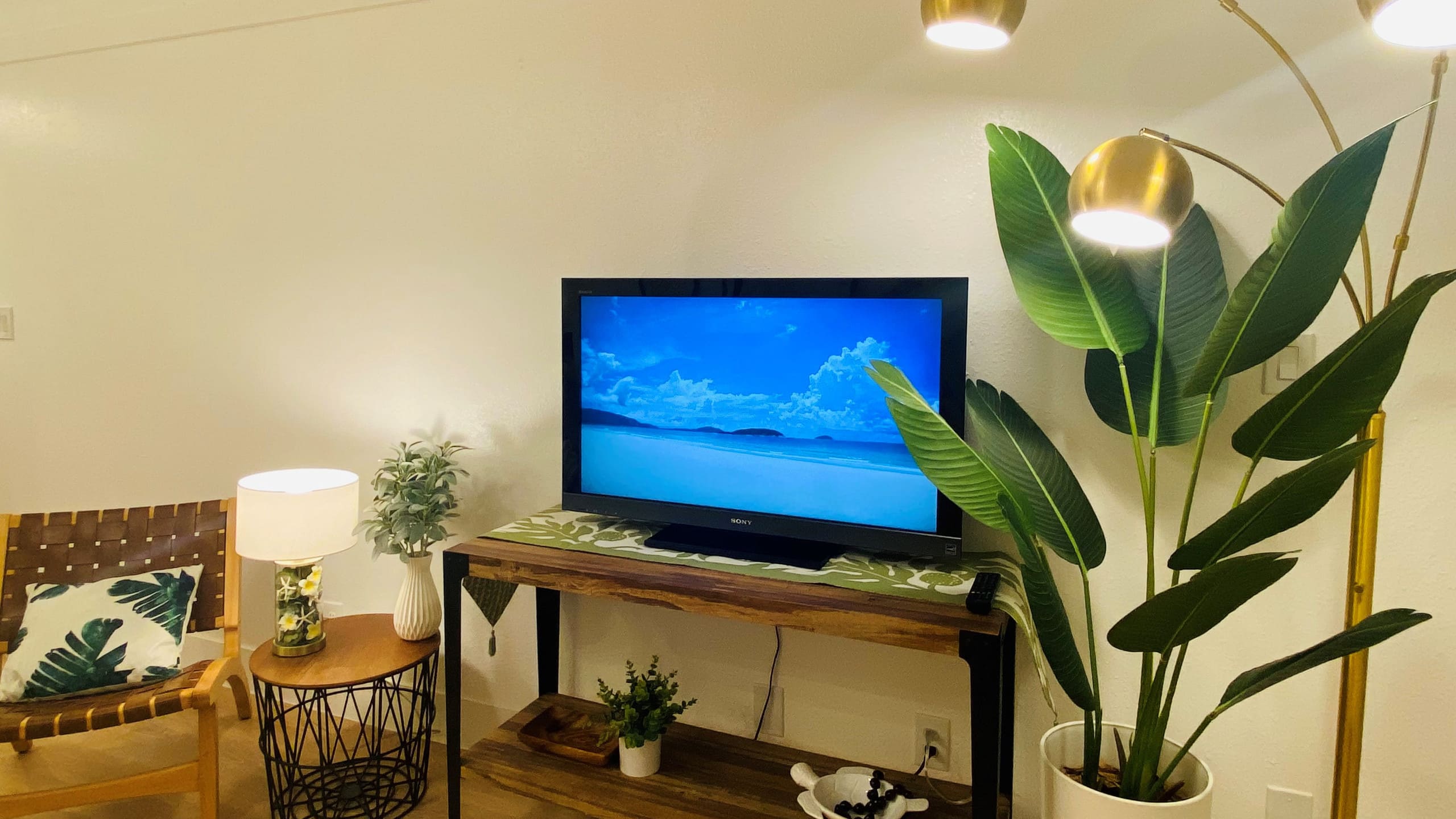 Condo in Hilo · ★4.79 · 1 bedroom · 1 bed · 1 bath - Image 5
