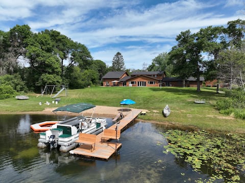 Hartley Lake Hideaway Hot Tub/Beach/Pontoon
