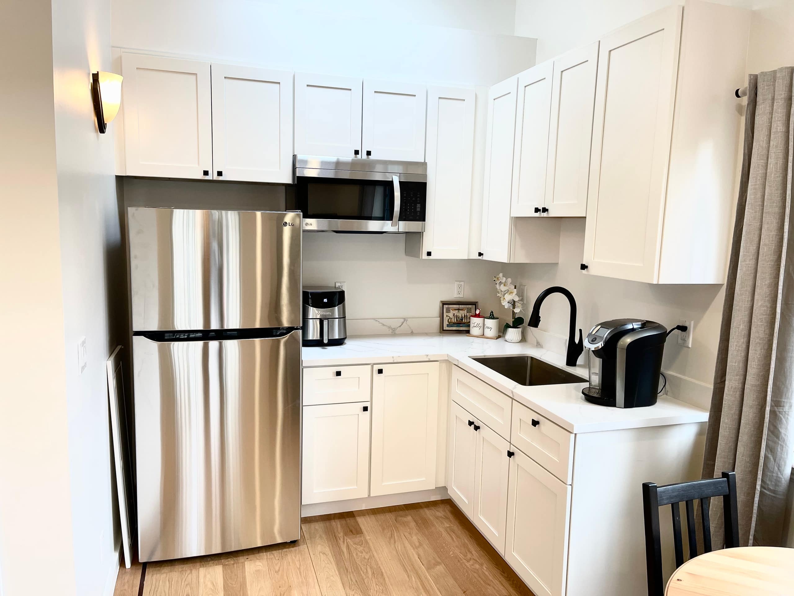 Guesthouse in San Francisco · ★4.88 · 1 bedroom · 1 bed · 1 bath - Image 5