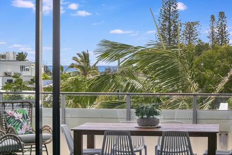 Cabarita Beachside - 1st Floor 2BR Apt by uHoliday