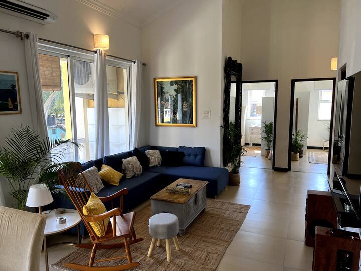 Living room image 4