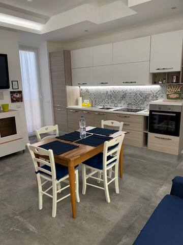 Central Rome San Lorenzo gallery image 2