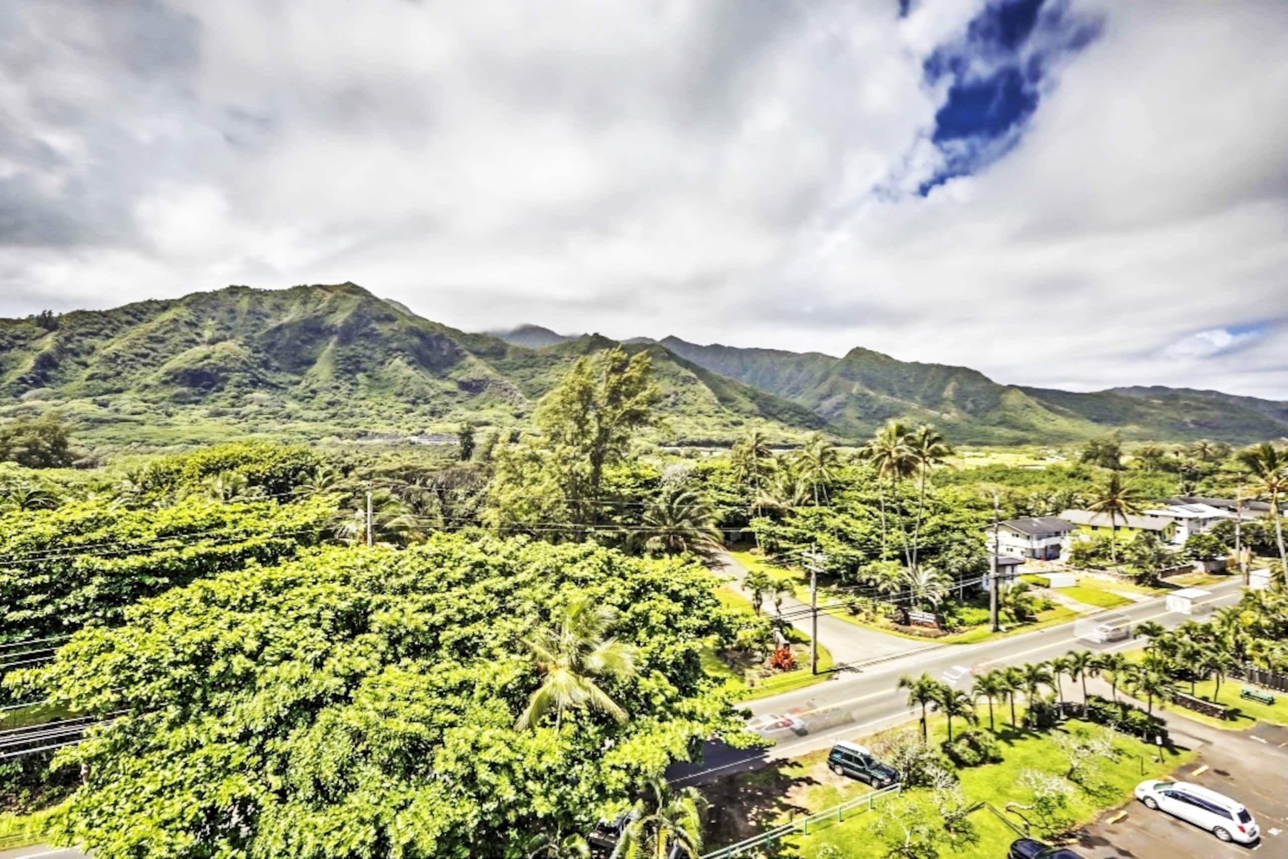 Blue Hawaii Sandy Beachfront Cottage - Image 30