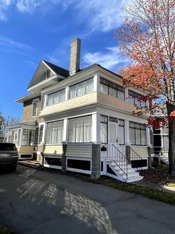 Beautiful Historic Upgrade Main gallery image 2