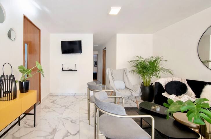 Amazing apt in a calm, beautiful street Roma Norte gallery image 5