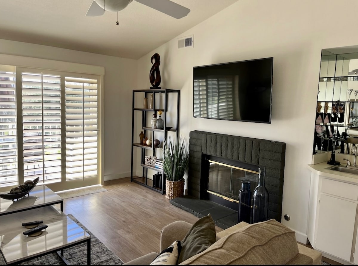 Всекидневна с газов огън 