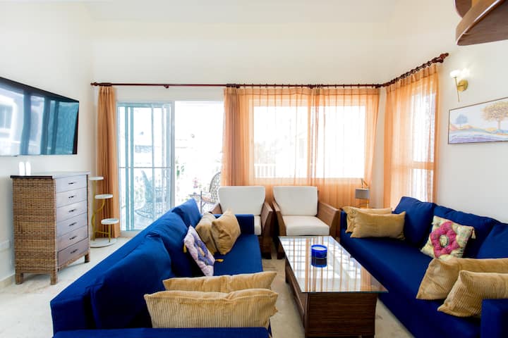 Ocean Front & Beach : 4br, Private Rooftop, Bars - Punta Cana