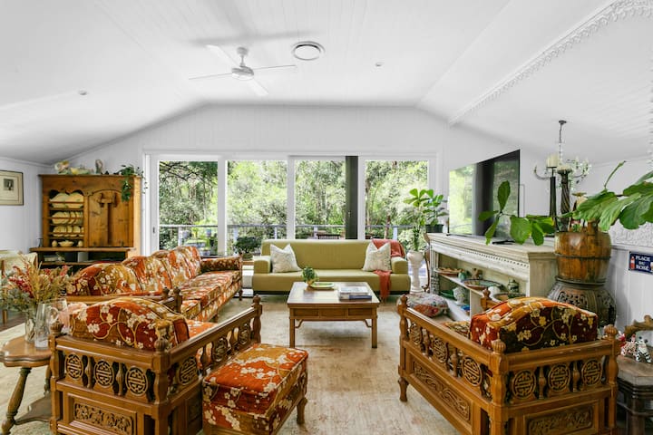 Zen House - A Tranquil Tewantin Retreat - Sunshine Coast